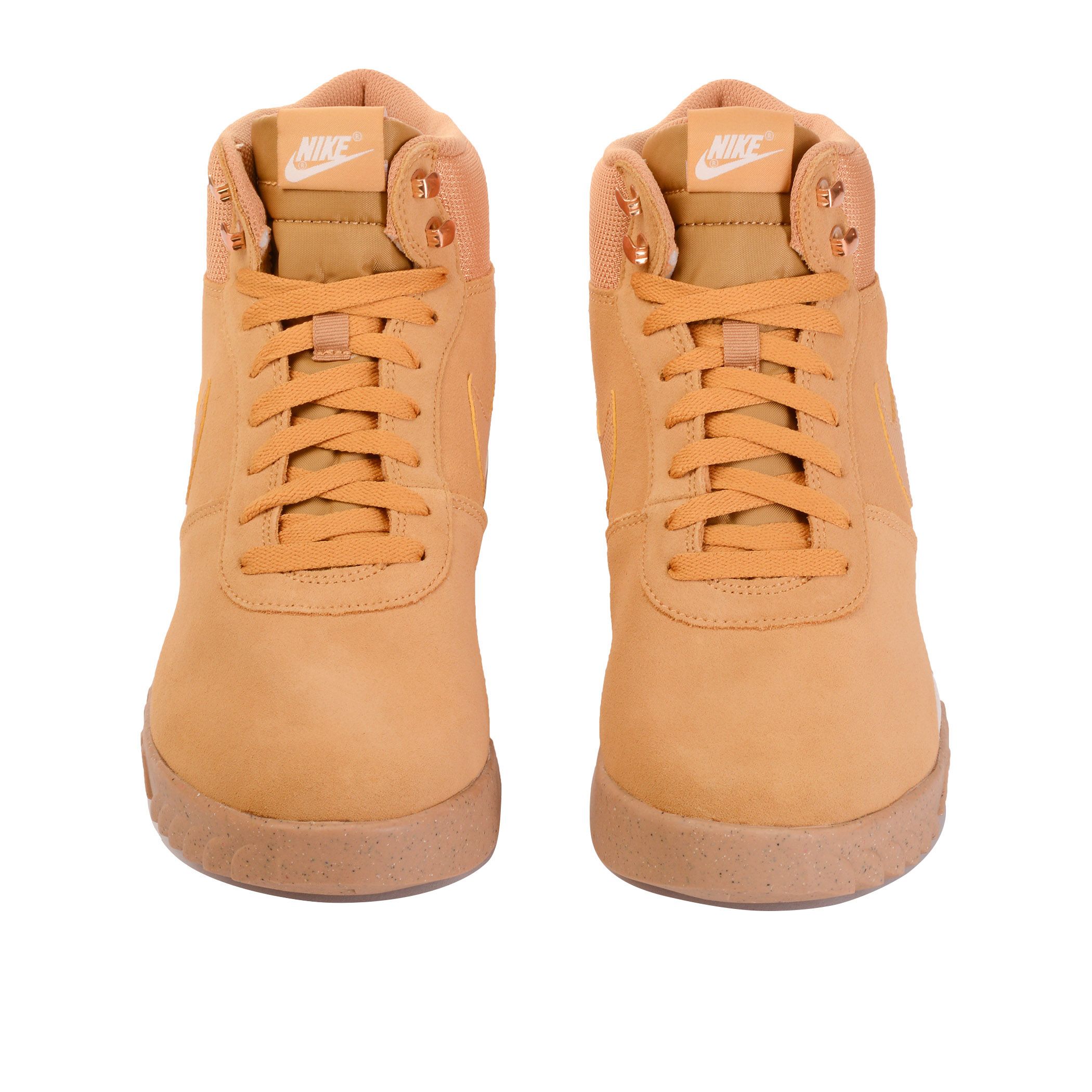 nike hoodland suede haystack