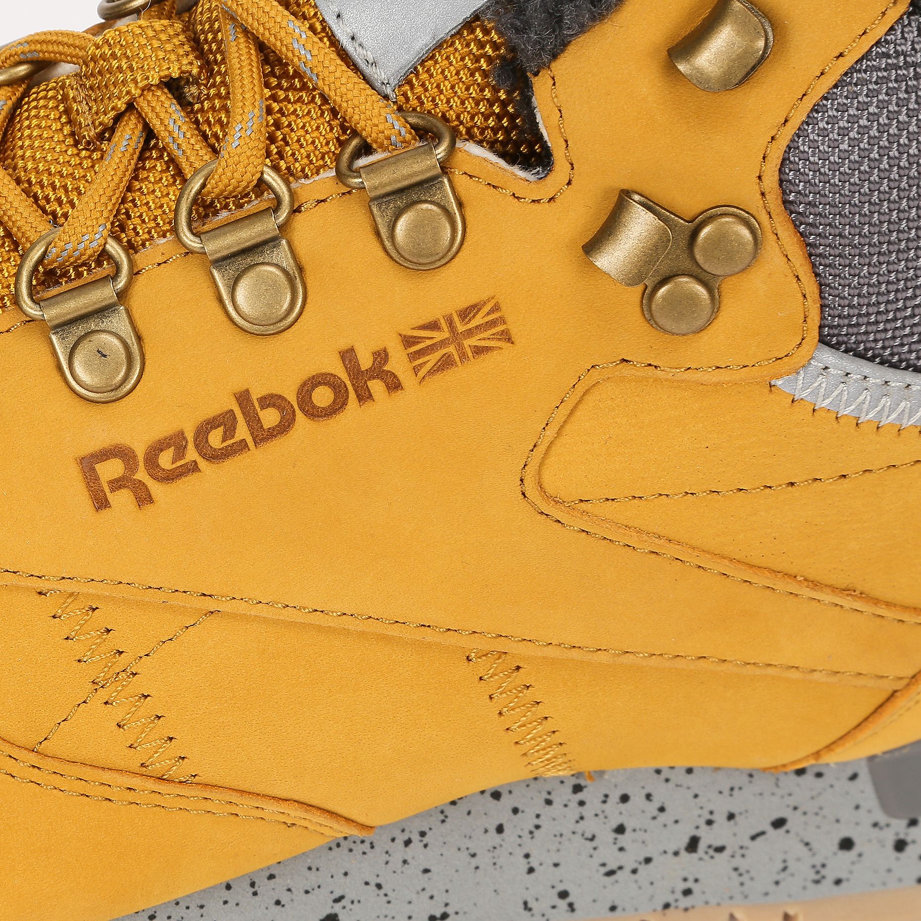 classic leather mid sherpa ii perfect split