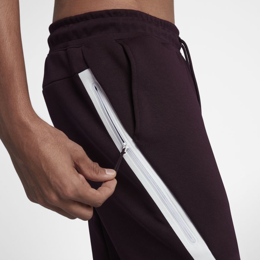 nike tech fleece jogger burgundy