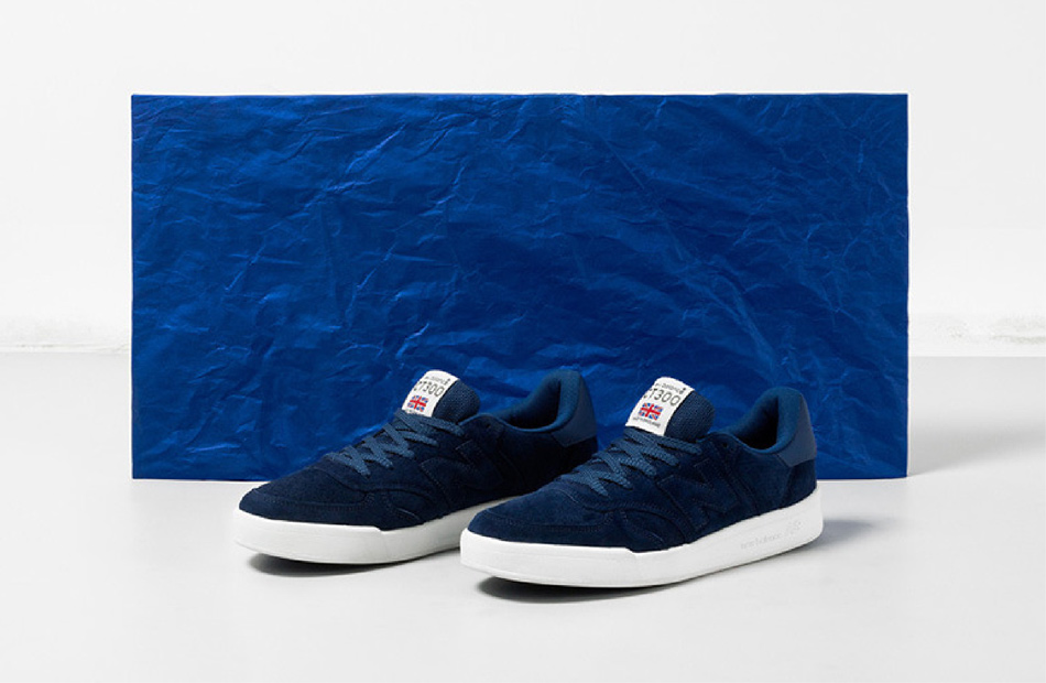 New balance flying store the flag