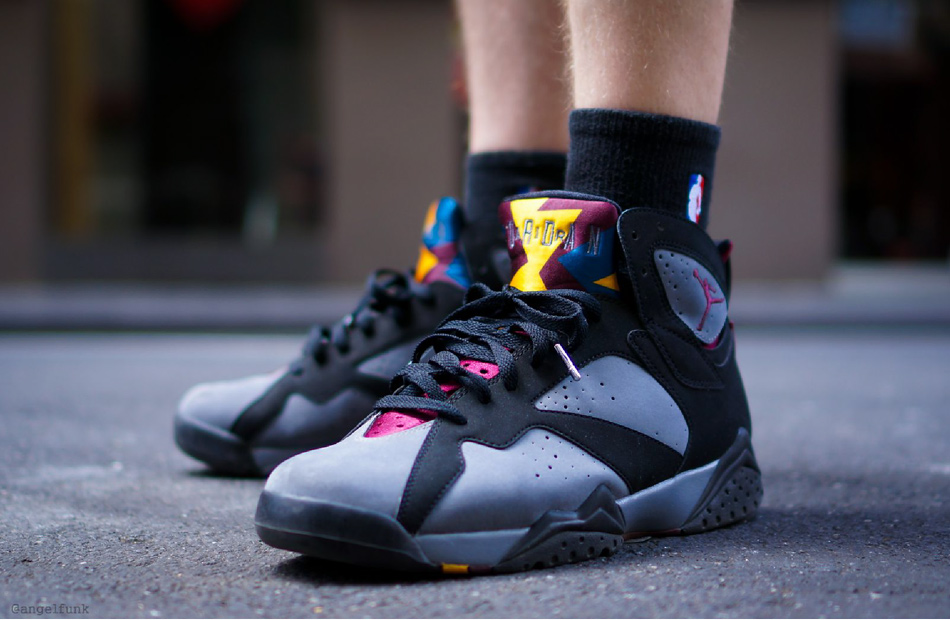 Старт продаж: Air Jordan VII «Bordeaux 