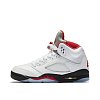 Подростковые кроссовки Jordan Air Jordan 5 Retro (GS) - фото 1 Подростковые кроссовки Jordan Air Jordan 5 Retro (GS) True White/Fire Red-Black - фото 1